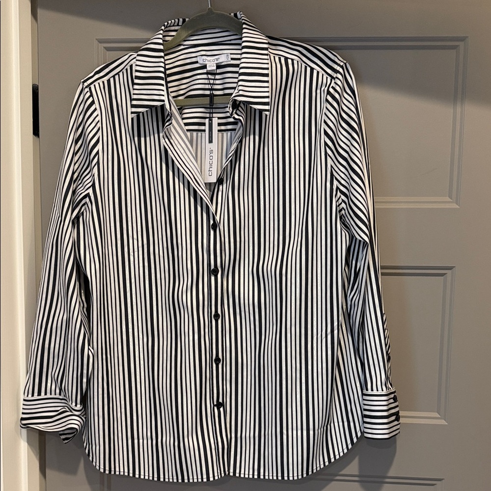 Chicos  Black and White Striped Shirt NEW Size 2.5
